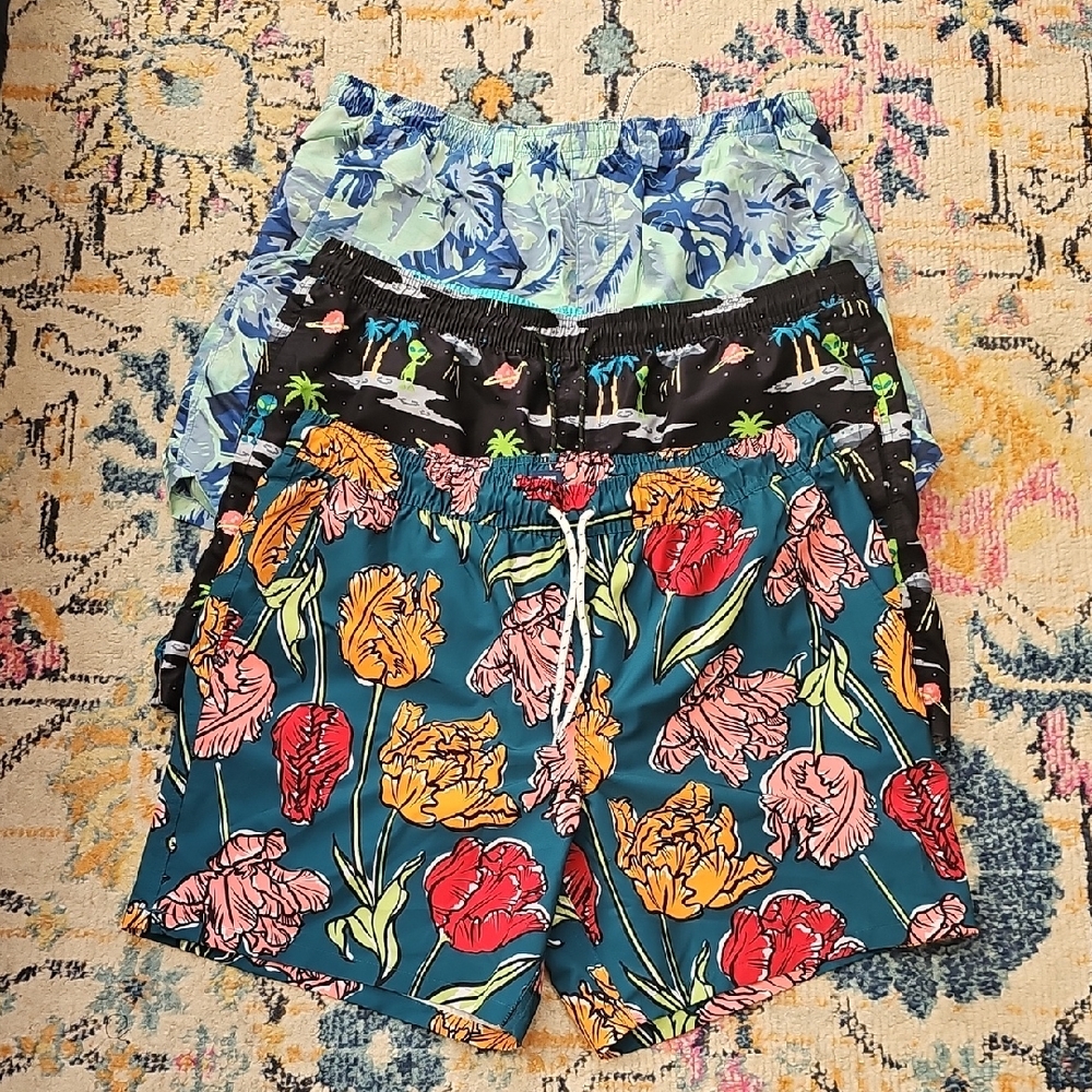 Mens Swim Trunks Size XL - No Netting Inside